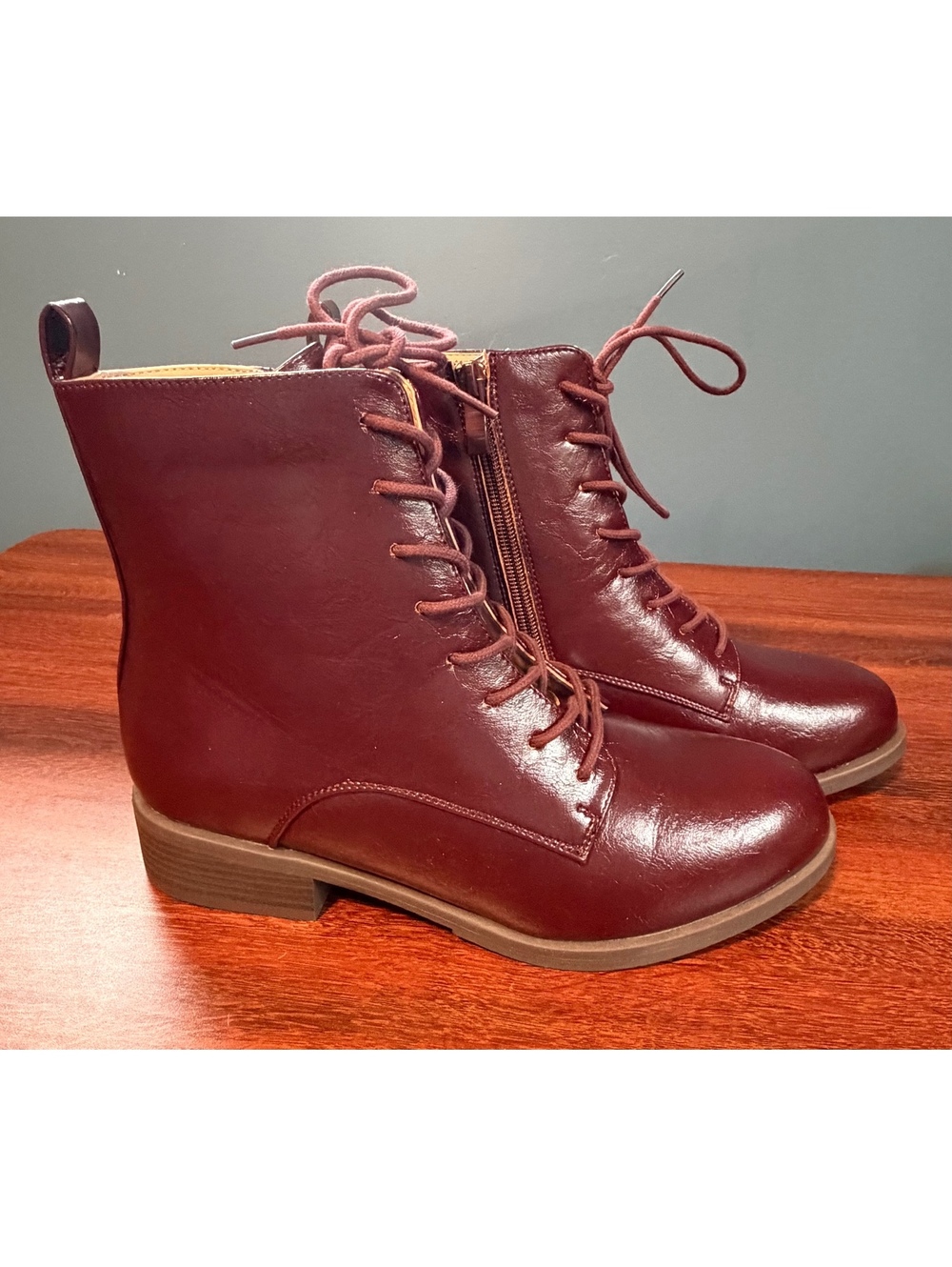 Journee Collection oxblood lace up combat boots Vienna 8.5 - Picture 2 of 8